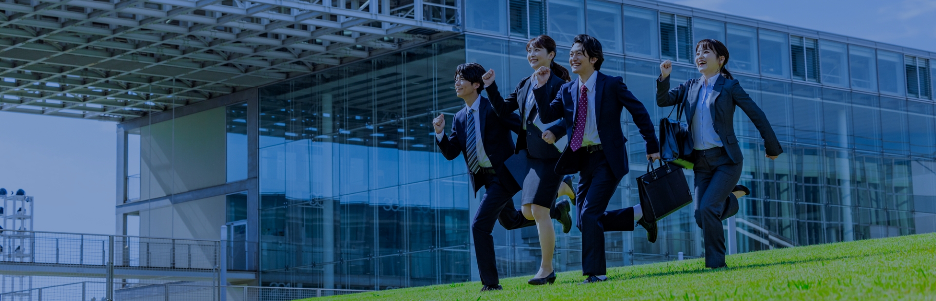 人が走っている写真