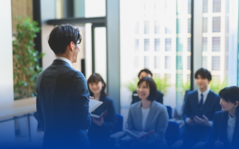 勉強会をしている写真