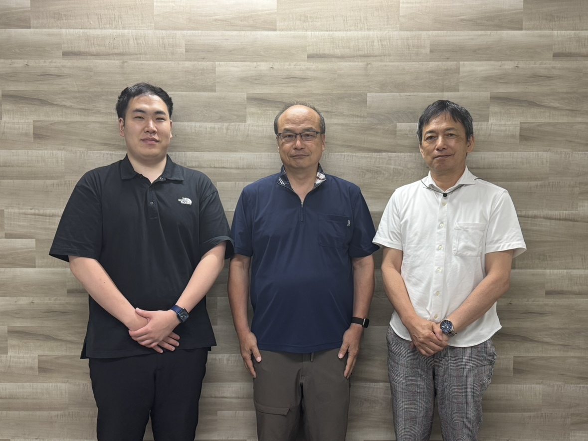 経理に手間を取られてたけど、任せて事業に集中できるように。財務の状況もすぐわかって、気軽に相談できるのが安心です。